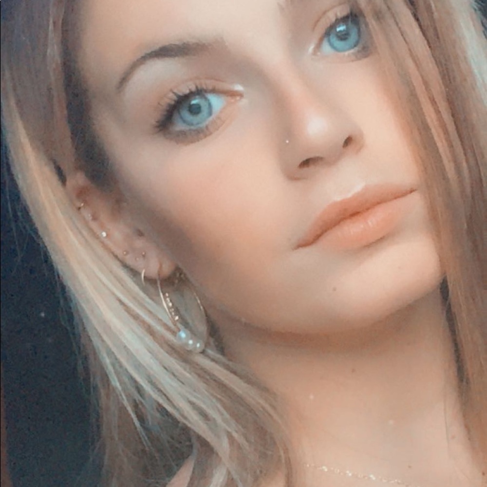 Meet your Posher, Sydney